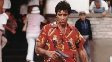 The hawaiian shirt Tony Montana (Al Pacino) in Scarface
