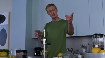 The juicer X-Rise of Meekus (Alexander Skarsgård) in Zoolander