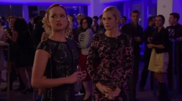 The ring Zwarovski scope by Lily Van Der Woodsen (Kelly Rutherford) in Gossip Girl