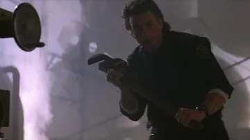 The watch Casio DW-400 Walker (Jean-Claude Van Damme) in Timecop