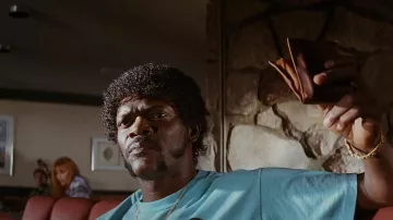 The wallet Bad Mother Fucker Jules Winnfield (Samuel L. jackson) in Pulp Fiction