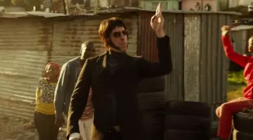 Les lunettes de soleil de Norman Grimsby (Sacha Baron Cohen) dans Grimsby - Agent trop spécial