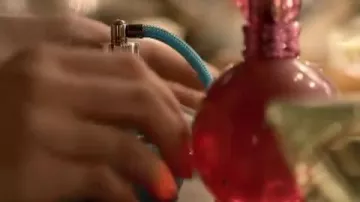La fragancia de fantasía de Britney Spears en el video musical de Circus