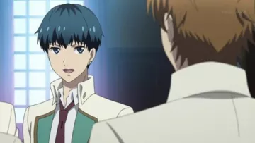 Le cosplay de l'uniforme scolaire de Kaito Tsukigami dans Kōkō Hoshi Kageki