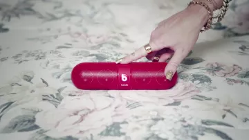The portable speaker beats in the clip We can't stop by Miley Cyrus