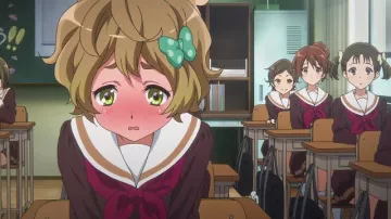 Le cosplay de l'uniforme scolaire de Midori dans Hibike! Euphonium