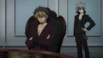El cosplay del atuendo de Vali en High School DxD