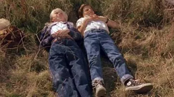 Les Converse de Charlie (Josh Charles) dans Pie un the Sky