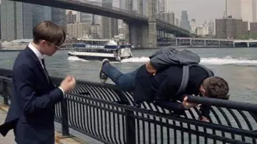 Les Converse de Peter Parker/Spiderman (Andrew Garfield) dans The Amazing Spiderman 2
