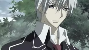 El atuendo de Kiryu Zero en Vampire Knight
