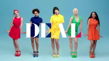 The red sandals in the clip Katy Perry This is how we do