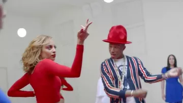 El sombrero rojo de Pharrell Williams en el clip Marilyn
