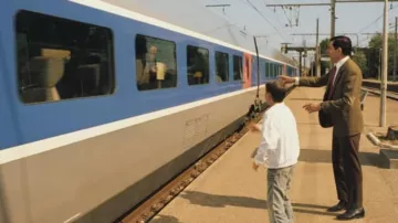 The dock in the custody of Cavaillon in The Holidays of Mr Bean