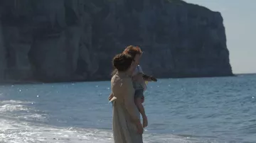 Los acantilados de Etretat en la película Una vida (Judith Chemla)
