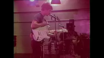 la guitare d'Alex Turner (Artic Monkeys) Apuesto a que te ves bien en la pista de baile