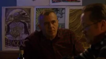 Le poster de The Black Keys vu chez Molly's dans Chicago Fire S05E22