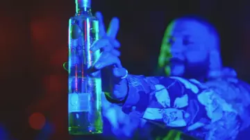 The bottle of Vodka Ciroc held by Dj Khaled in the clip Wild Thoughts