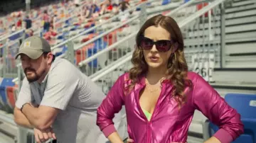 Les lunettes de soleil de Mellie Logan (Riley Keough) dans Logan Lucky