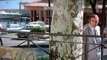 The city center of Villefranche-sur-Mer, place of the spinning of Domino (Kim Basinger) by James Bond (Sean Connery) in the film Never Again