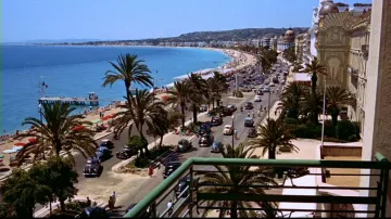 El Promenade des Anglais en Niza en La main au collet de Alfred Hitchcock