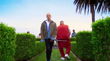 The jacket reversible AMIRI of Justin Bieber in I'm the One