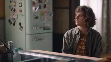 The refrigerator freezer pastel green in My Chick