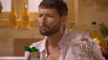 La botella de jarabe Teisseire de Thomas Marci (Laurent Kerusoré) en Plus belle la vie