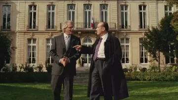 Les jardins de l'Elysée dans La Conquête (Samuel Labarthe et Bernard Le Coq)