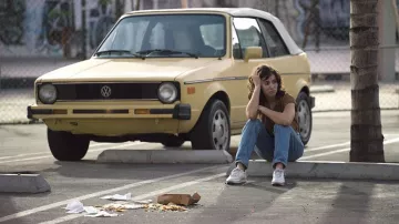 Zapatillas Ruth's (Alison Brie) Reebok Classic en GlOW