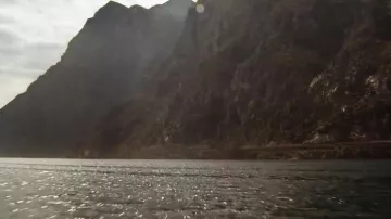 Le Lac Garda en Toscane dans la scène d'ouverture de Quantum of Solace