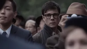 Les lunettes de vue Old Focals de Frank Frink (Rupert Evans) dans The Man In The High Castle