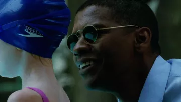 The round sunglasses of John W. Creasy (Denzel Washington) in Man on Fire