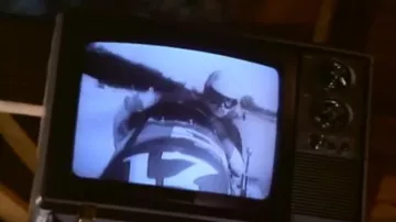 la película para complacer a su dama que guizmo ve en gremlins