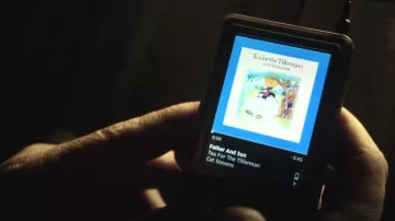 The MP3 player Zune of Star-Lord / Peter Quill (Chris Pratt) in guardians of the galaxy vol 2