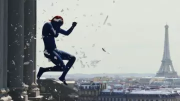 La vue sur Paris dans X-Men Days of future past (Jennifer Lawrence)