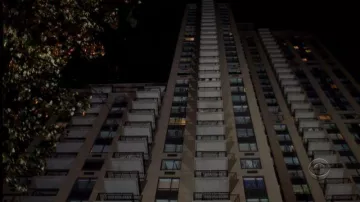 The building of the apartment of Barney Stinston (Neil Patrick Harris) in New York in How I Met Your Mother