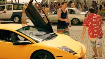 Lamborghini Murcielago yellow Greg Jenko (Channing Tatum) in 22 Jump Street