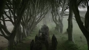 "Dark Hedges" de Armoy en Irlanda del Norte en Game of Thrones S02E01