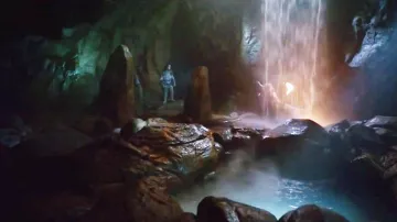 La grotte de Grjótagjá au nord de l'Islande dans Game of Thrones S03E05