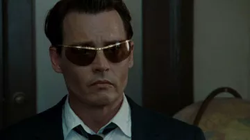 Gafas de sol Sol Amor 2484 de Kemp (Johnny Depp) en The Rum Diary