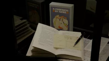 The book A farewell to arms by Ernest Hemingway in Younger S04E01