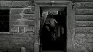 Via Giacomo Venezian 19A, in Rome, The bicycle thieves