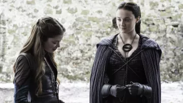 Le collier de Sansa Stark (Sophie Turner) dans Game of Thrones