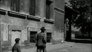 Piazza di San Salvatore in Lauro à Rome dans Le voleur de bicyclette