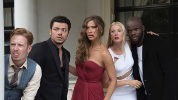 The white dress, Mona Walravens in Gangsterdam