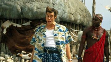 The hawaiian shirt Ace Ventura (Jim Carrey) in Ace Ventura Africa