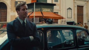 in front of the Grand Hotel Plaza, Via del Corso, in Rome, very special Agents, code UNCLE