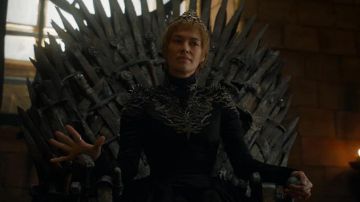 La couronne de Cersei Lannister (Lena Headey) dans Game Of Thrones