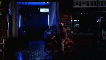 L’entrée de la Cité Berryer sur la Rue Royale à Paris dans le film Diva