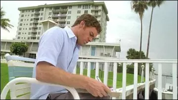 L'appartement de Dexter Morgan (Michael C. Hall) à Miami (Floride, États-Unis) dans Dexter